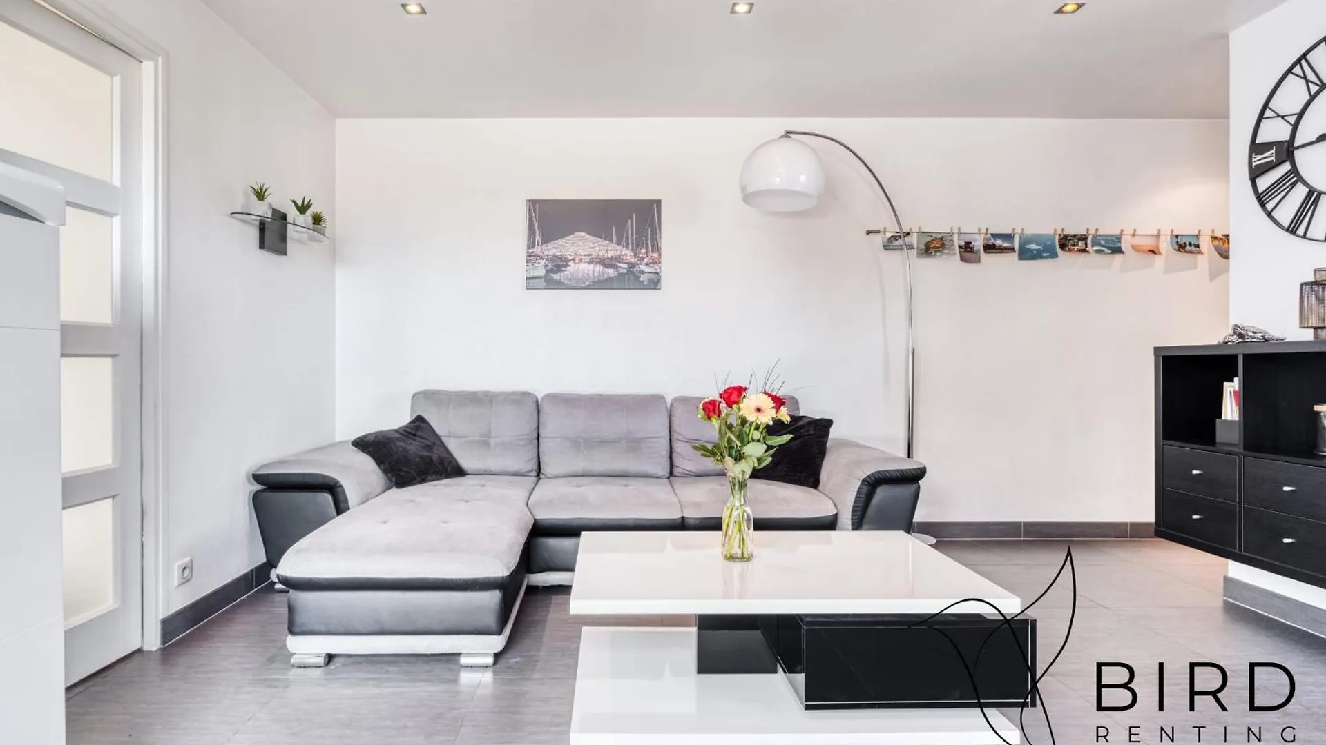 Ideal Two-Room Apartment With A Large Terrace And Parking Villeneuve-Loubet
